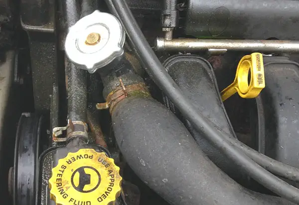 What Causes No Pressure in Radiator Hose Fault