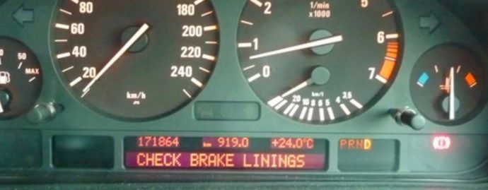 BMW Brake Lining Warning Light