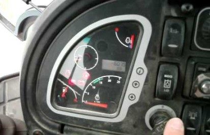 What are the JCB Loader Dashboard Warning Lights and Symbols