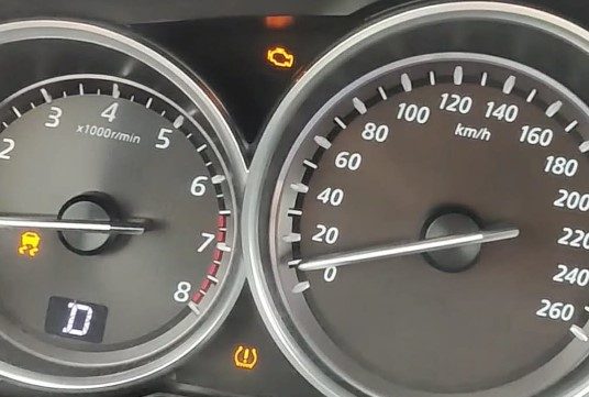 Why does Mazda Cx 5 Multiple Warning Lights Stays On